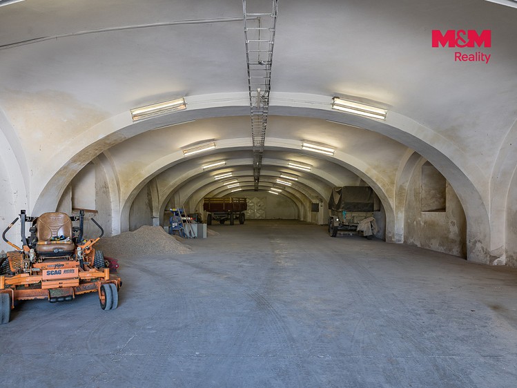 Prodej komerčního prostoru, 76 556 m² (29 z 30)