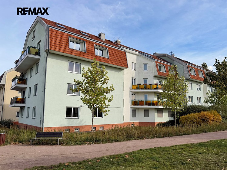 Pronájem bytu 4+kk, 94 m² (19 z 20)