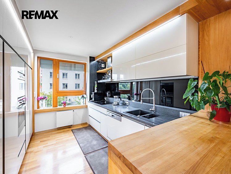 Wohnung 4+kk zum Kauf, 119 m² (2 von 38)