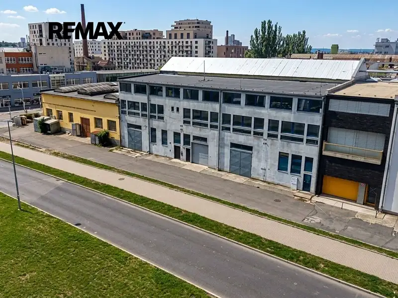 Pronájem skladového prostoru 1263 m², Praha – náhled fotky 1