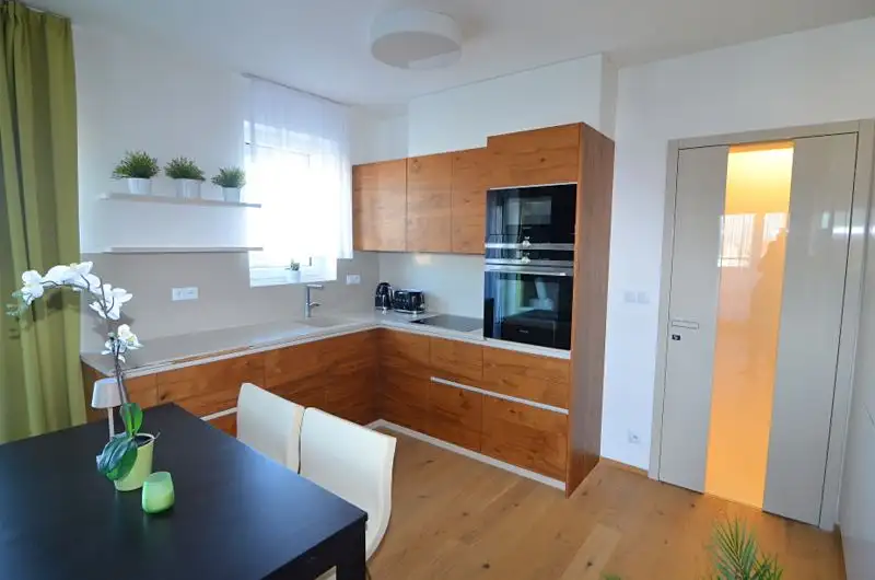Prodej bytu 2+kk 55 m², Praha – náhled fotky 3