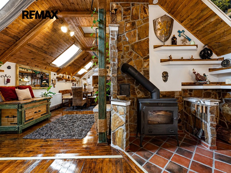 Будинок на продаж, 200 м² (3 з 30)