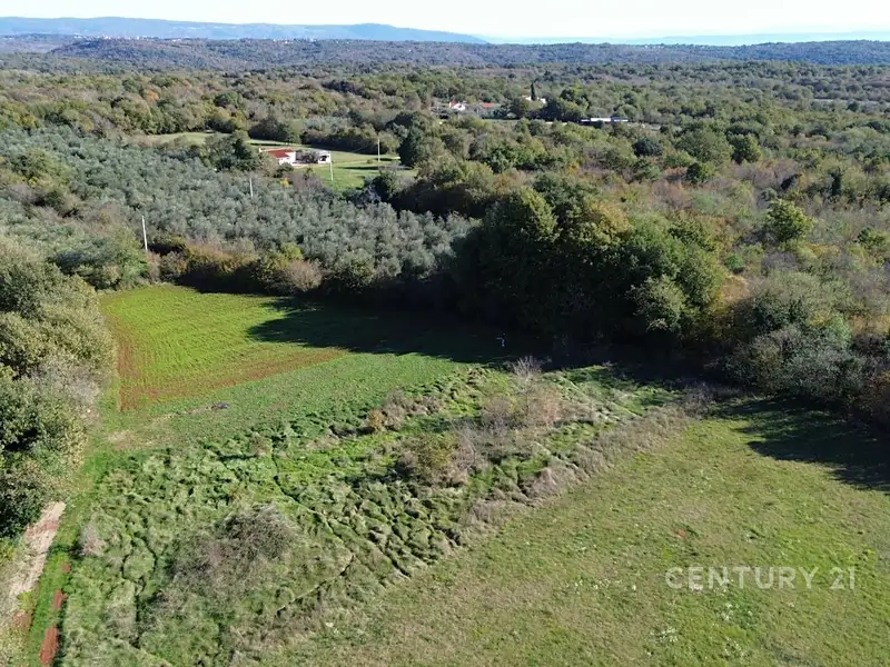 Prodej pozemku 898 m², Marčana – náhled fotky 2