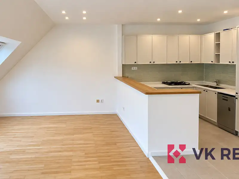 Pronájem bytu 2+kk 61 m², Praha – náhled fotky 3