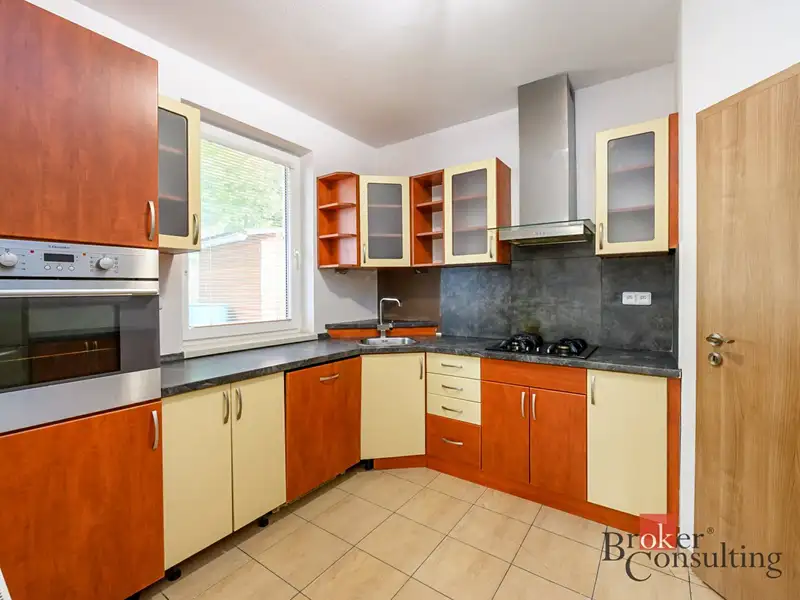 Pronájem rodinného domu 130 m², pozemek 886 m², Dýšina – náhled fotky 3