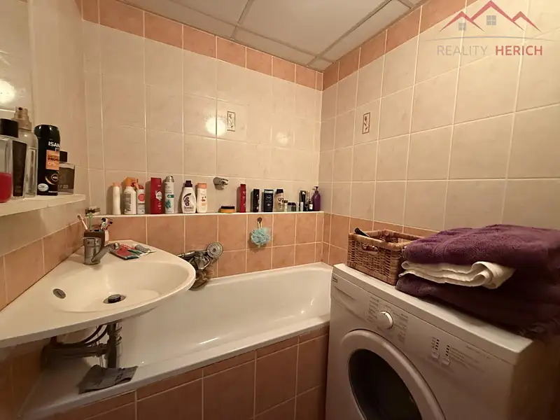 Prodej bytu 2+1 62 m², Chomutov – náhled fotky 1