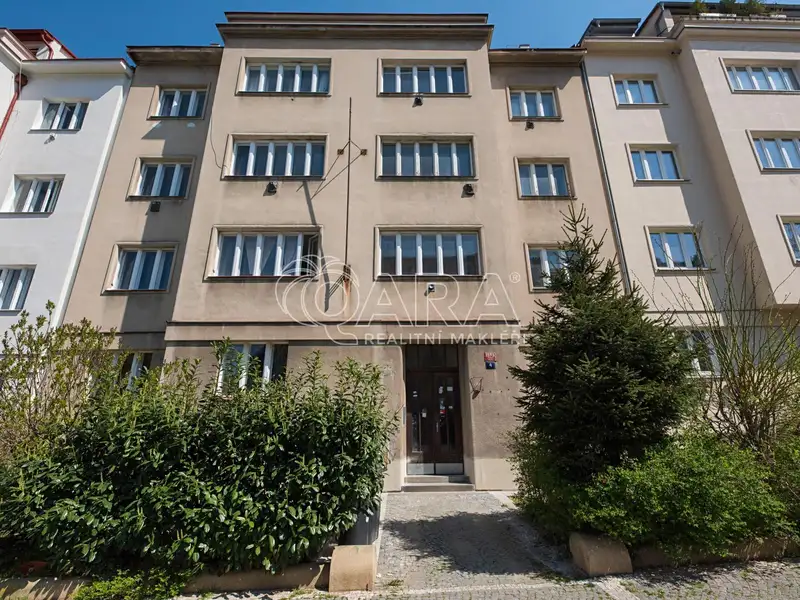 Pronájem bytu 1+1 36 m², Praha – náhled fotky 3
