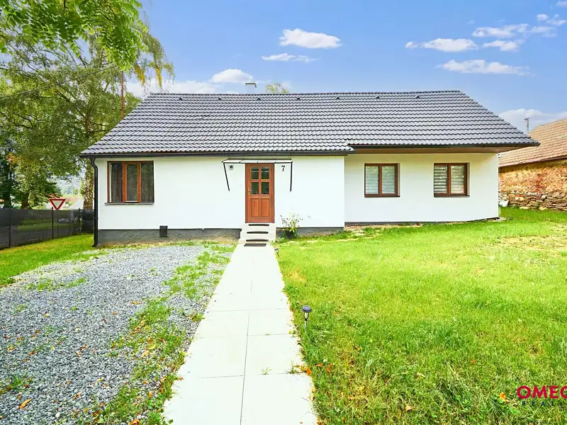 Prodej rodinného domu 80 m², pozemek 304 m², Načeradec – náhled fotky 1