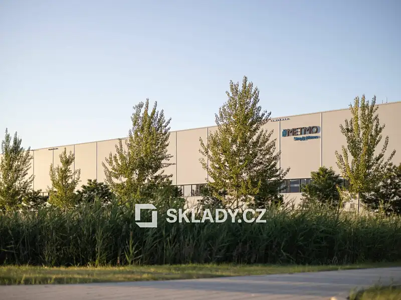 Pronájem skladového prostoru 5000 m², Úžice – náhled fotky 2