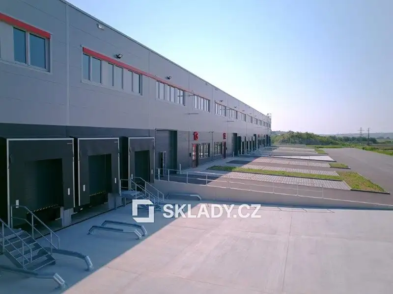 Pronájem skladového prostoru 1000 m², Mikulov – náhled fotky 3