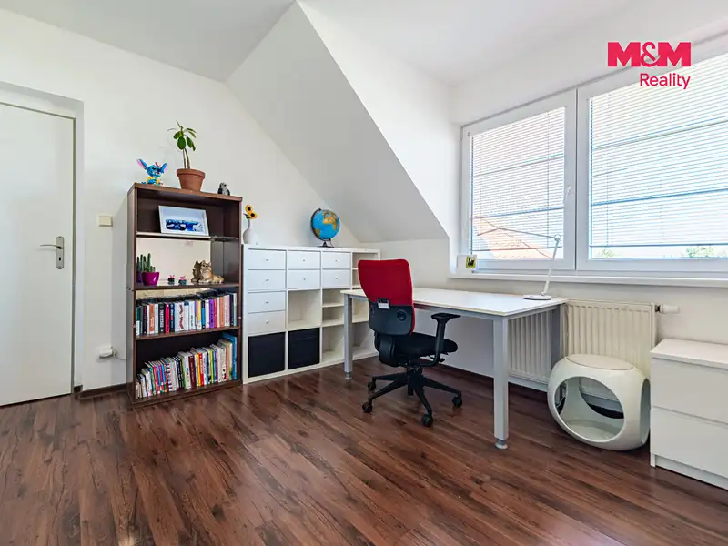 Prodej bytu 3+kk 86 m², Holubice – náhled fotky 3