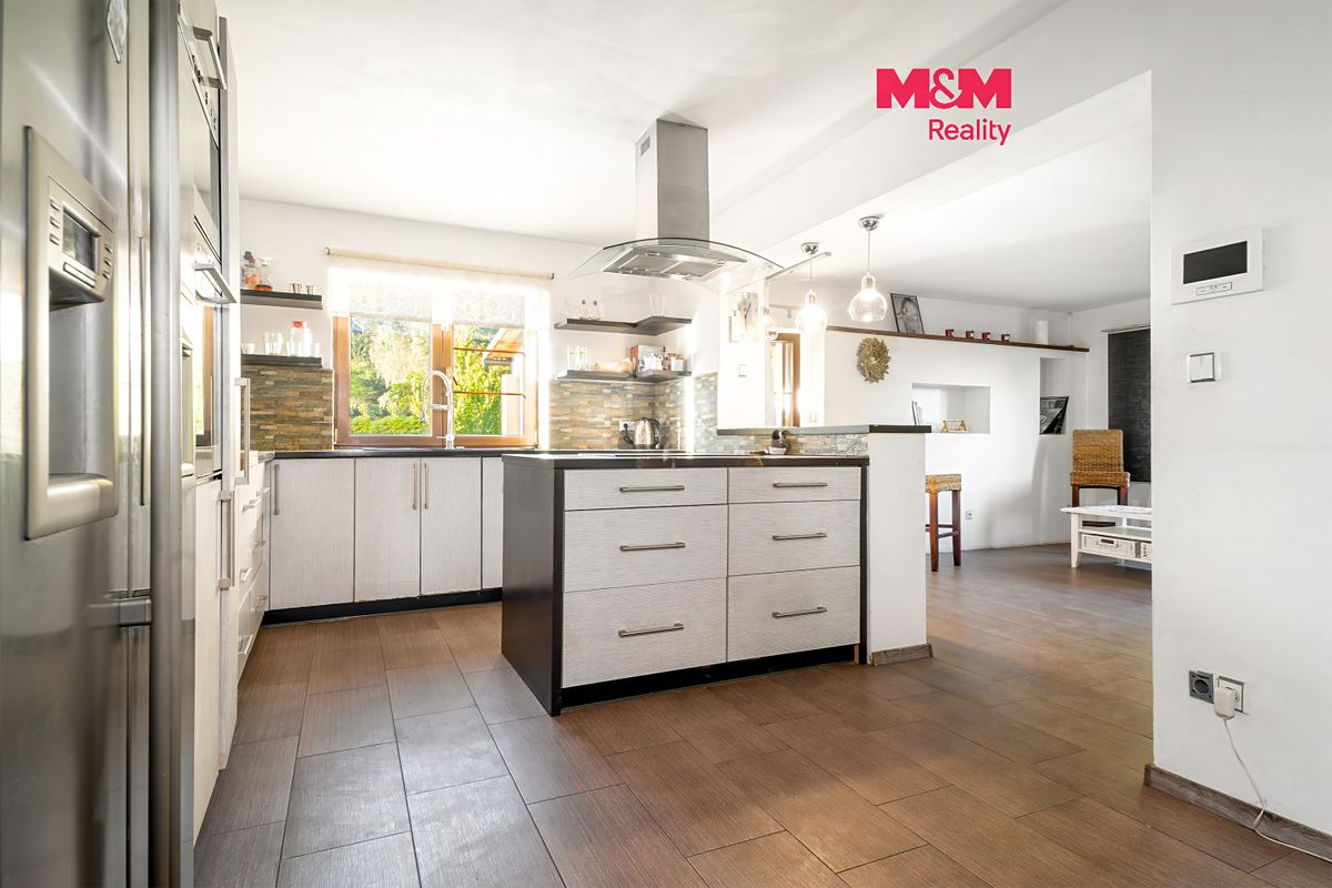 Prodej rodinného domu 181 m², pozemek 1154 m², Hlinsko – fotka 1 z 3