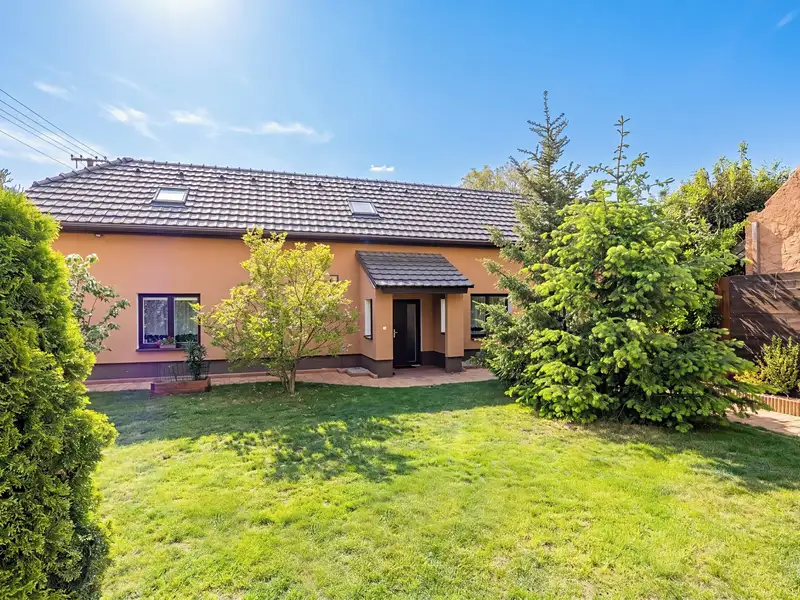 Prodej rodinného domu 160 m², pozemek 906 m², Zdětín – náhled fotky 2