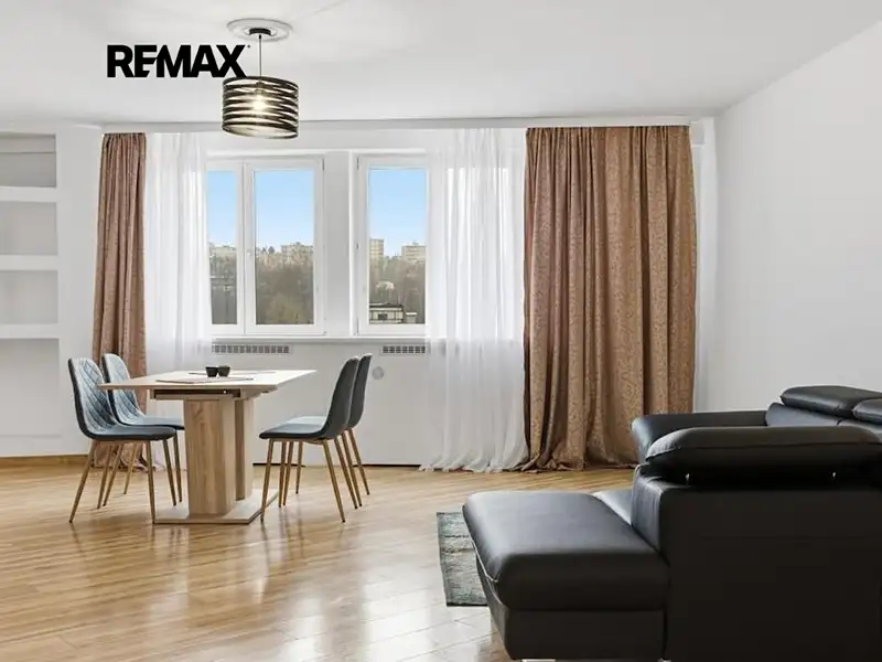 Prodej bytu 2+kk 86 m², Karlovy Vary – náhled fotky 1