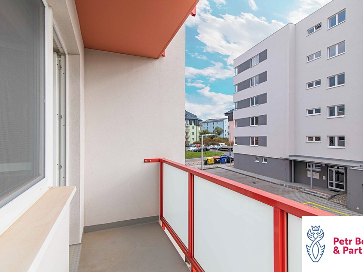 Pronájem bytu 2+kk, 50 m² (14 z 19)