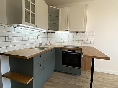 Pronájem bytu 1+kk, 27 m² (2 z 14)