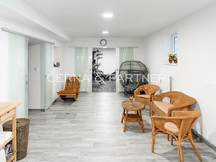 Pronájem komerčního prostoru, 105 m² (11 z 15)