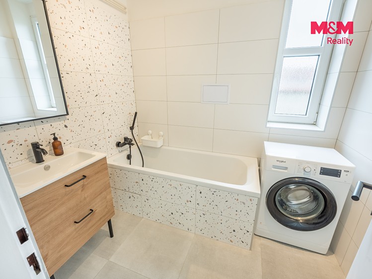 Квартира 2+kk на продаж, 64 м² (12 з 24)