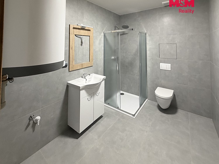 Квартира 1+kk в оренду, 38 м² (3 з 4)