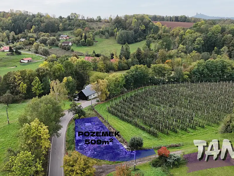 Prodej stavebního pozemku 509 m², Žernov – náhled fotky 1