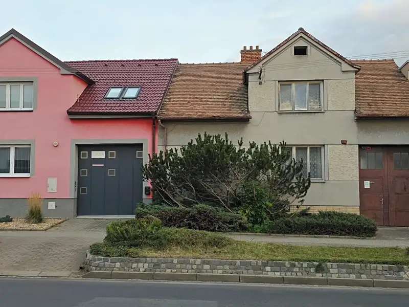 Prodej rodinného domu 226 m², pozemek 1258 m², Dubňany – náhled fotky 3