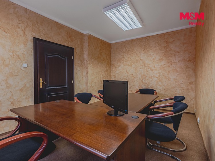 Pronájem komerčního prostoru, 66 m² (13 z 22)