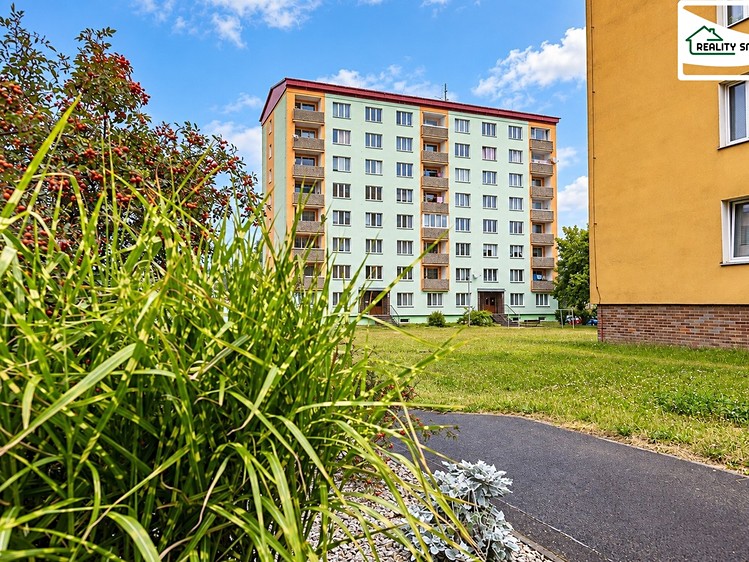 Prodej bytu 1+1, 35 m² (1 z 10)