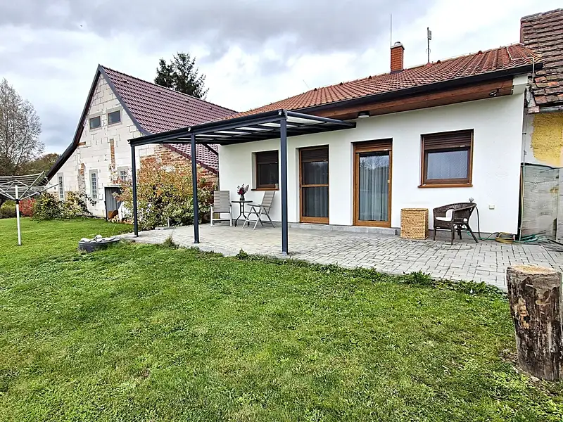Prodej rodinného domu 70 m², pozemek 901 m², Dolní Lukavice – náhled fotky 2