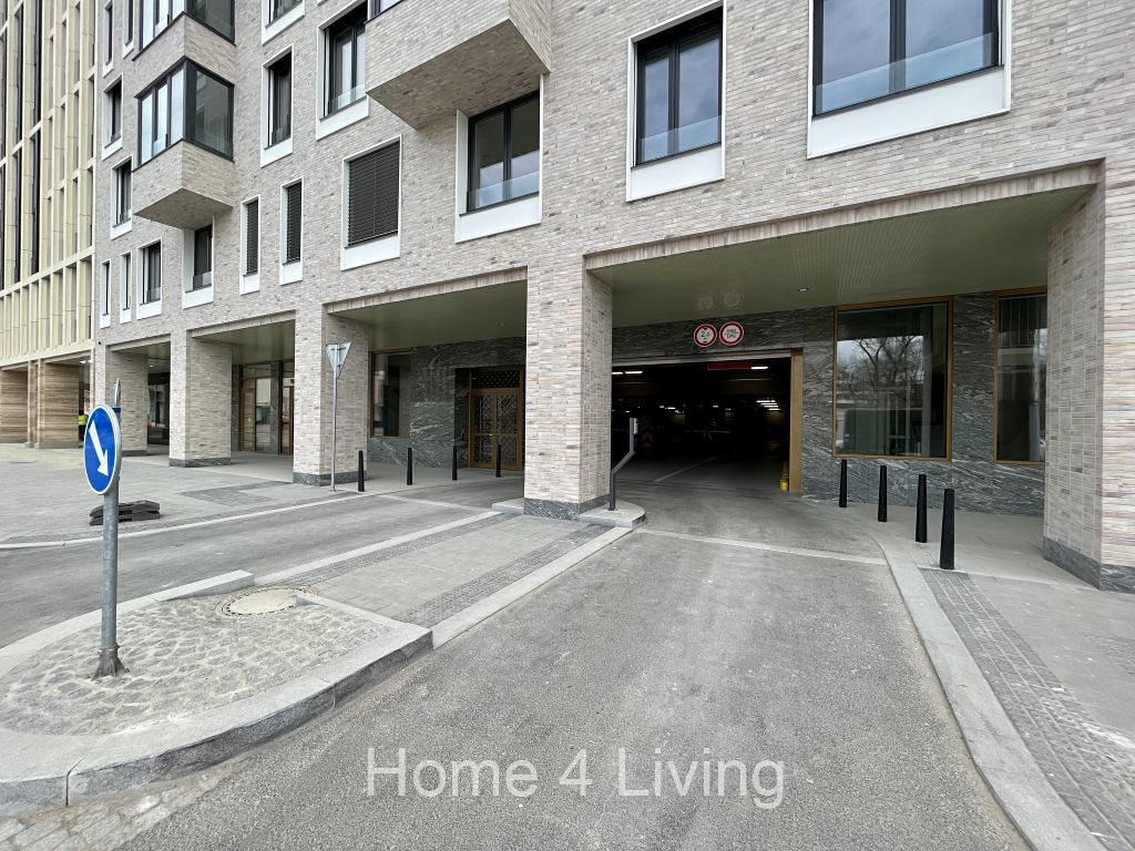 Pronájem garážového stání 12 m², Brno – fotka 1 z 3