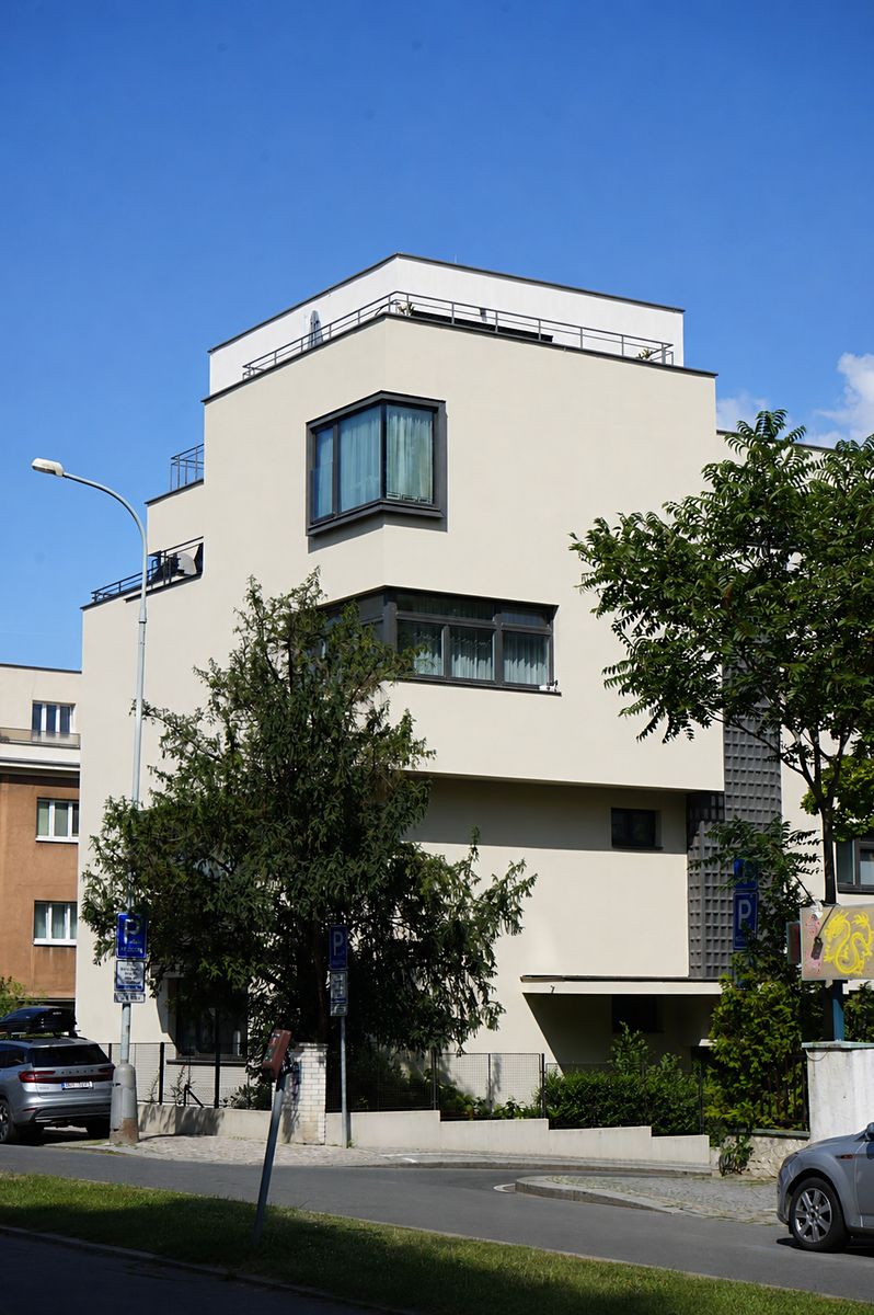 Pronájem bytu 2+kk 65 m², Praha – fotka 1 z 3