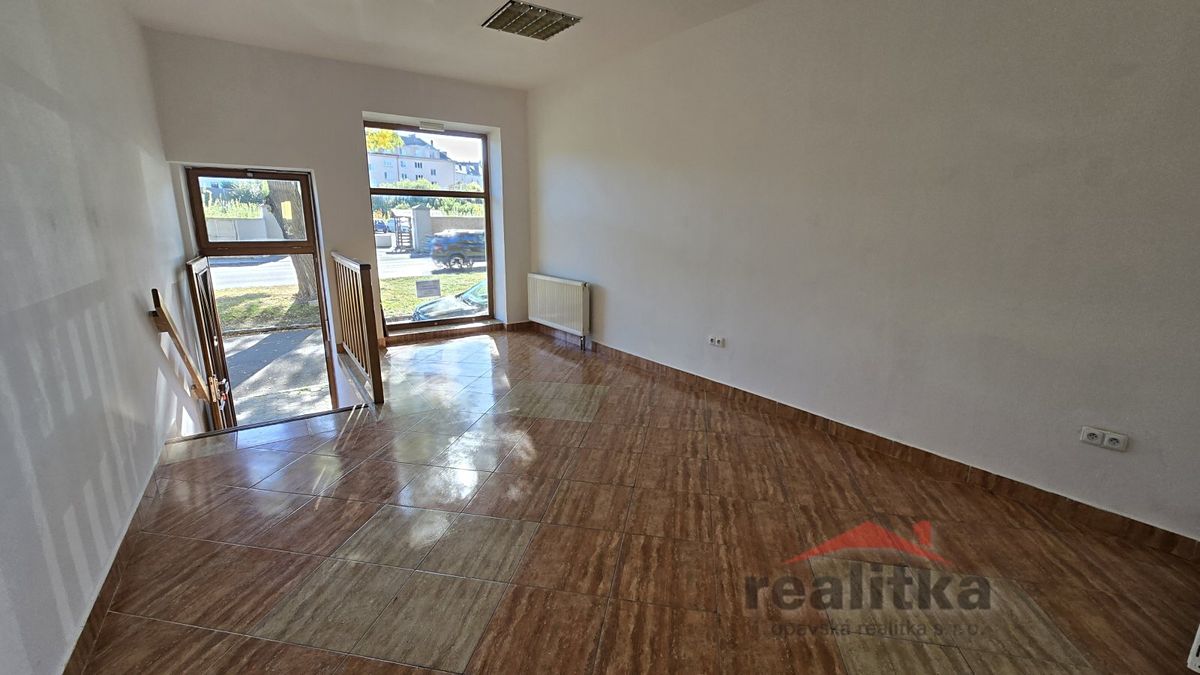 Prodej obchodního prostoru 37 m², Opava – fotka 1 z 3