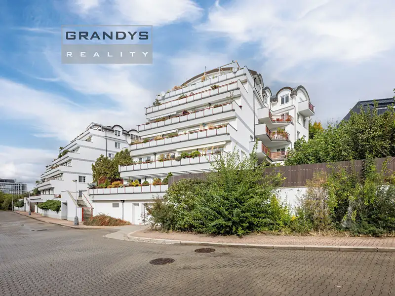 Prodej bytu 4+kk 102 m², Praha – náhled fotky 1