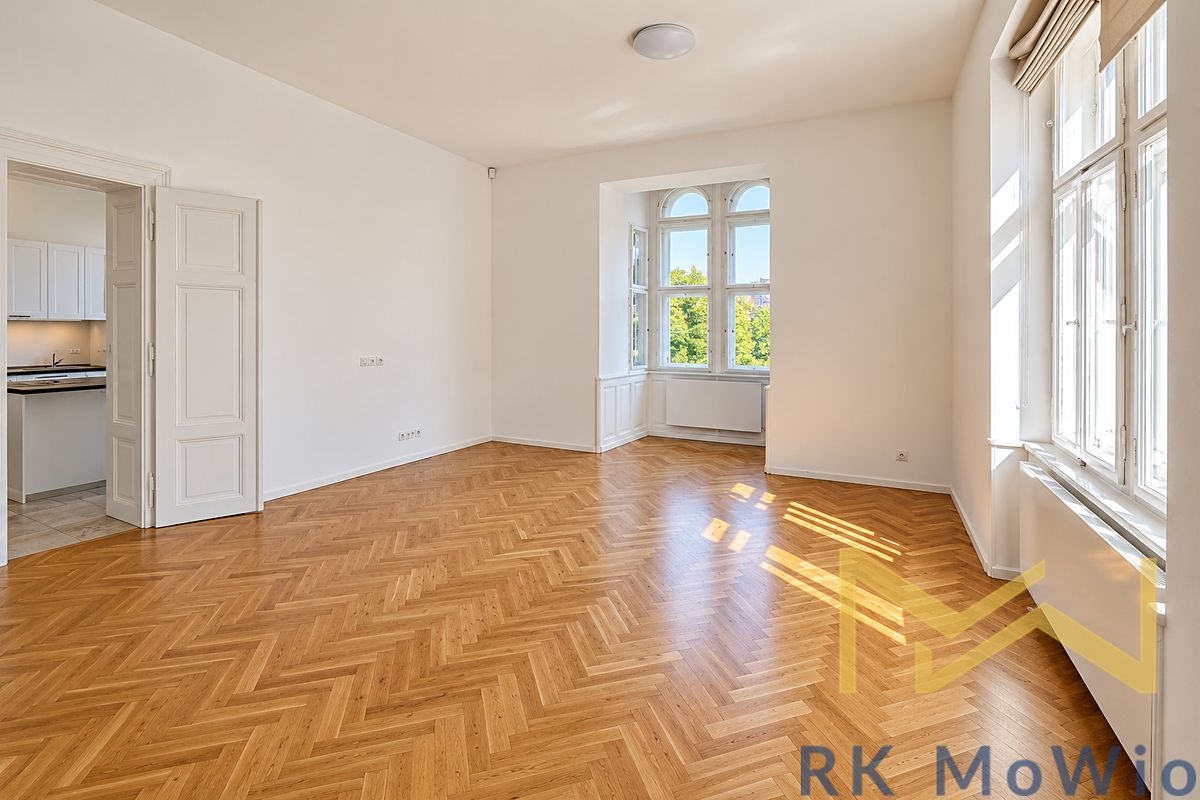 Pronájem bytu 5+1 175 m², Praha – fotka 1 z 3