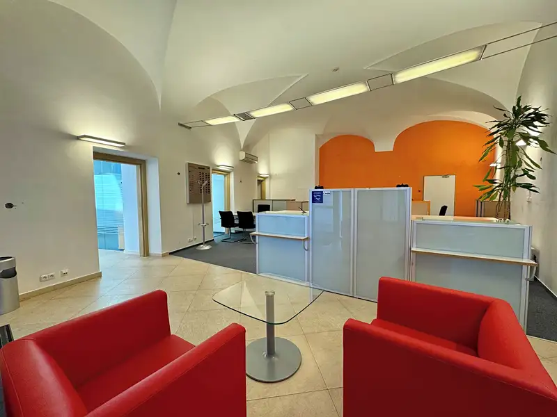 Pronájem kanceláře 201 m², Olomouc – náhled fotky 2