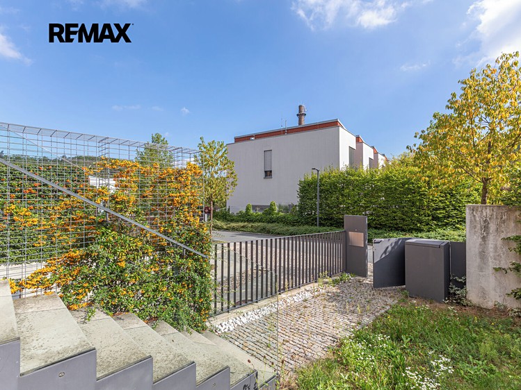 Pronájem domu, 179 m² (22 z 26)