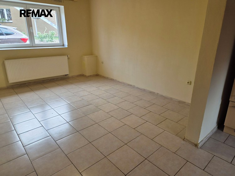 Будинок на продаж, 180 м² (2 з 11)