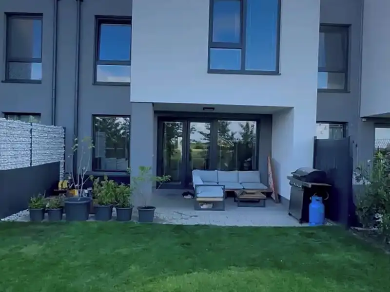 Pronájem rodinného domu 110 m², pozemek 80 m², Kojetice – náhled fotky 2