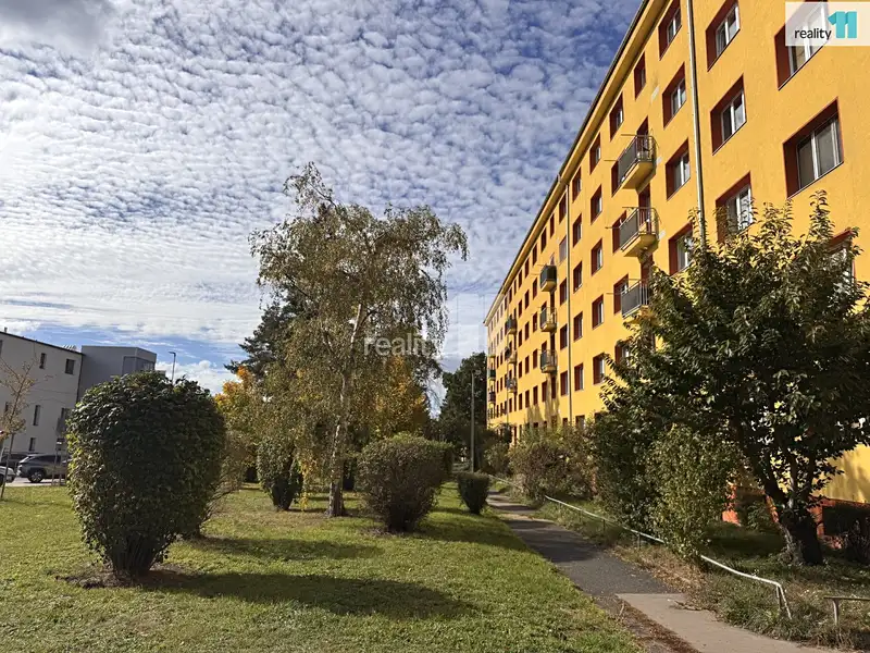 Pronájem bytu 2+kk 55 m², Praha – náhled fotky 1