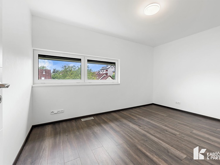 Prodej domu, 171 m² (14 z 37)