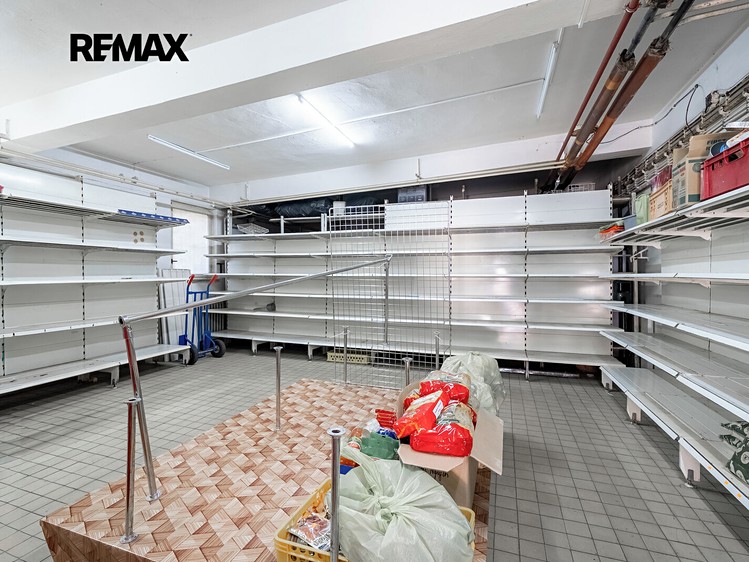 Gewerbefläche zum Kauf, 250 m² (17 von 23)