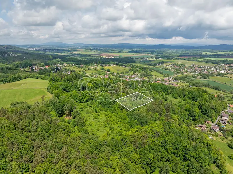 Prodej stavebního pozemku 5519 m², Hrubá Skála – náhled fotky 1