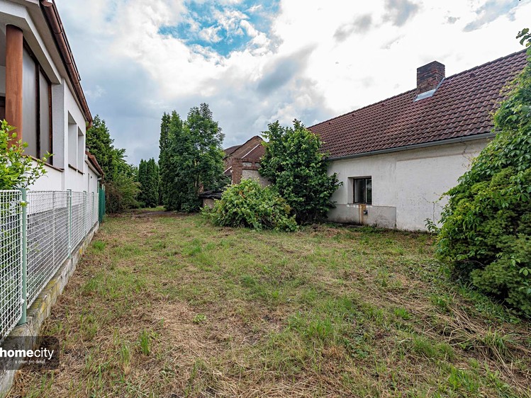 Prodej pozemku, 1 205 m² (4 z 21)