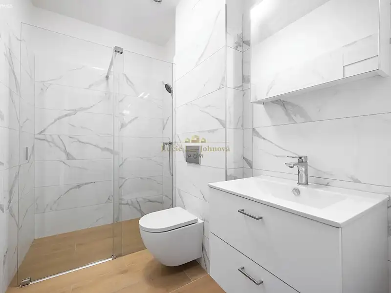 Prodej bytu 1+1 36 m², Praha – náhled fotky 3