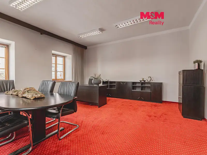 Pronájem kanceláře 66 m², Klatovy – náhled fotky 1