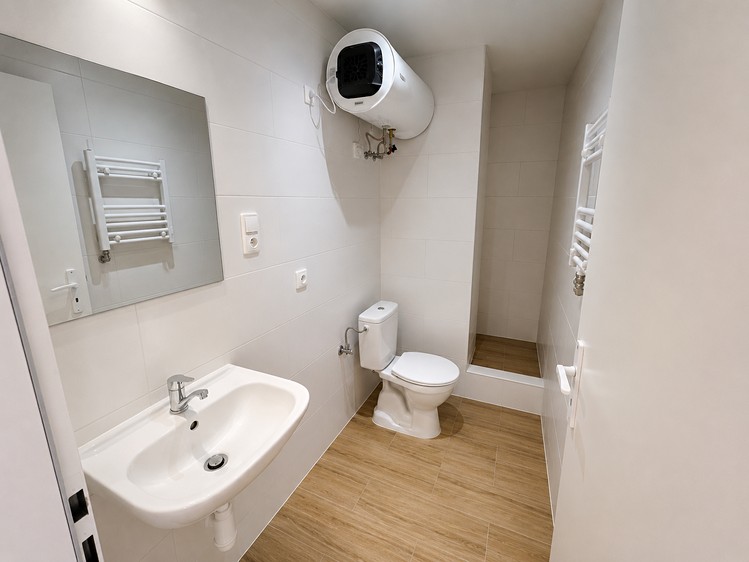 Wohnung 1+kk zum Kauf, 31 m² (7 von 8)