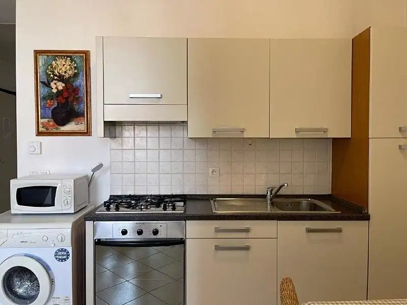 Pronájem bytu 2+kk 45 m², Praha – náhled fotky 2
