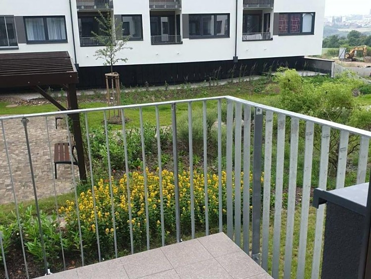 Квартира 1+kk в оренду, 26 м² (3 з 10)