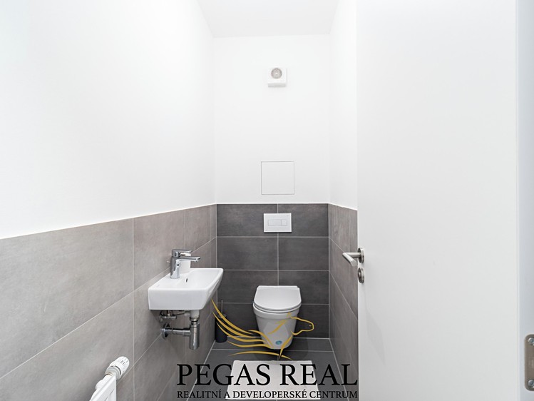 Квартира 4+kk на продаж, 113 м² (17 з 22)