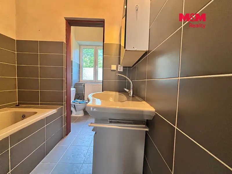Pronájem bytu 3+1 100 m², Nemanice – náhled fotky 3