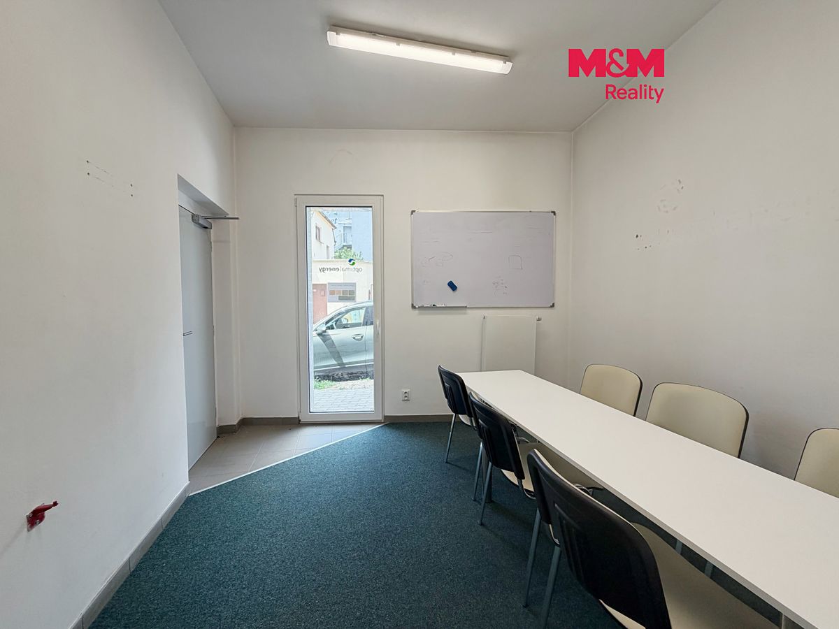 Pronájem kanceláře 15 m², Tišnov – fotka 1 z 3